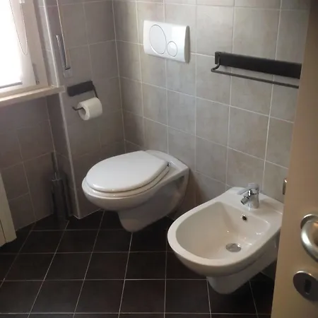 Perla Del Rent Apartment Sirmione